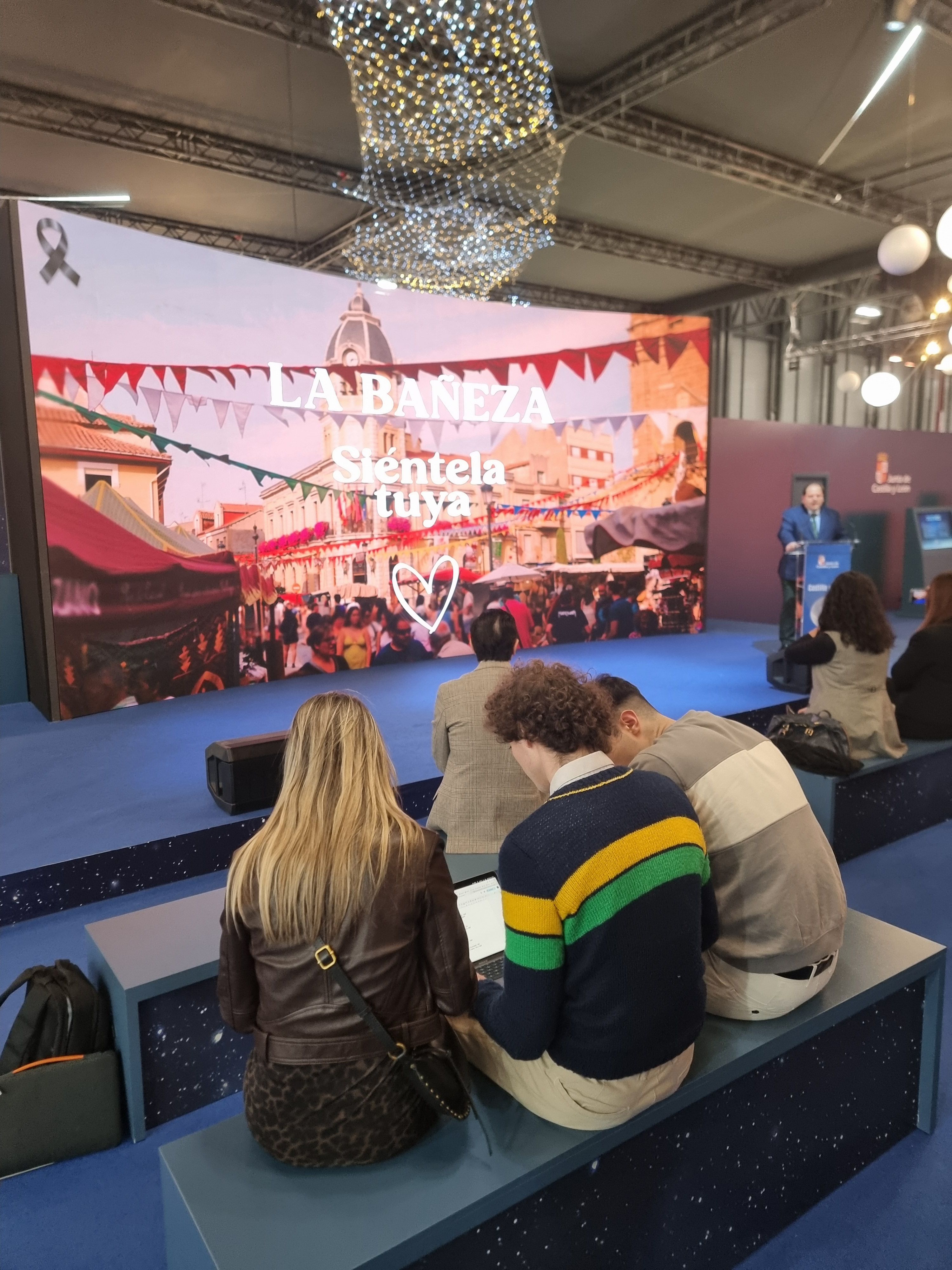 Presentación de la campaña "La Bañeza, siéntela tuya" en Fitur