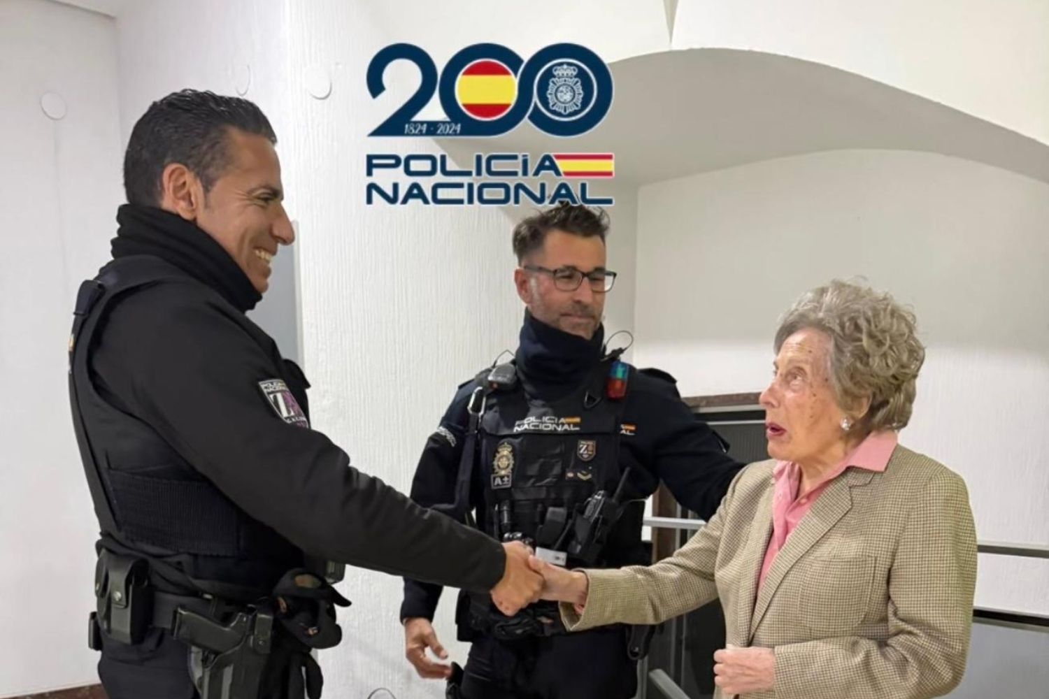 Rescatan a una mujer de 91 años desorientada en León durante la madrugada