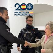 Rescatan a una mujer de 91 años desorientada en León durante la madrugada