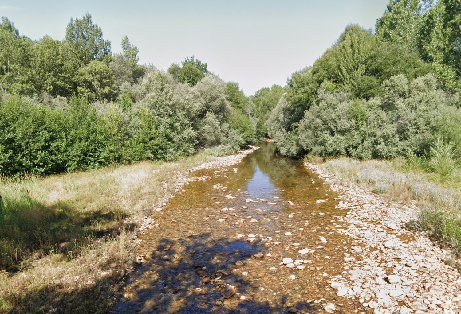 Río Duerna a la altura de Velilla de la Valduerna Río Duerna a la altura de Velilla de la Valduerna