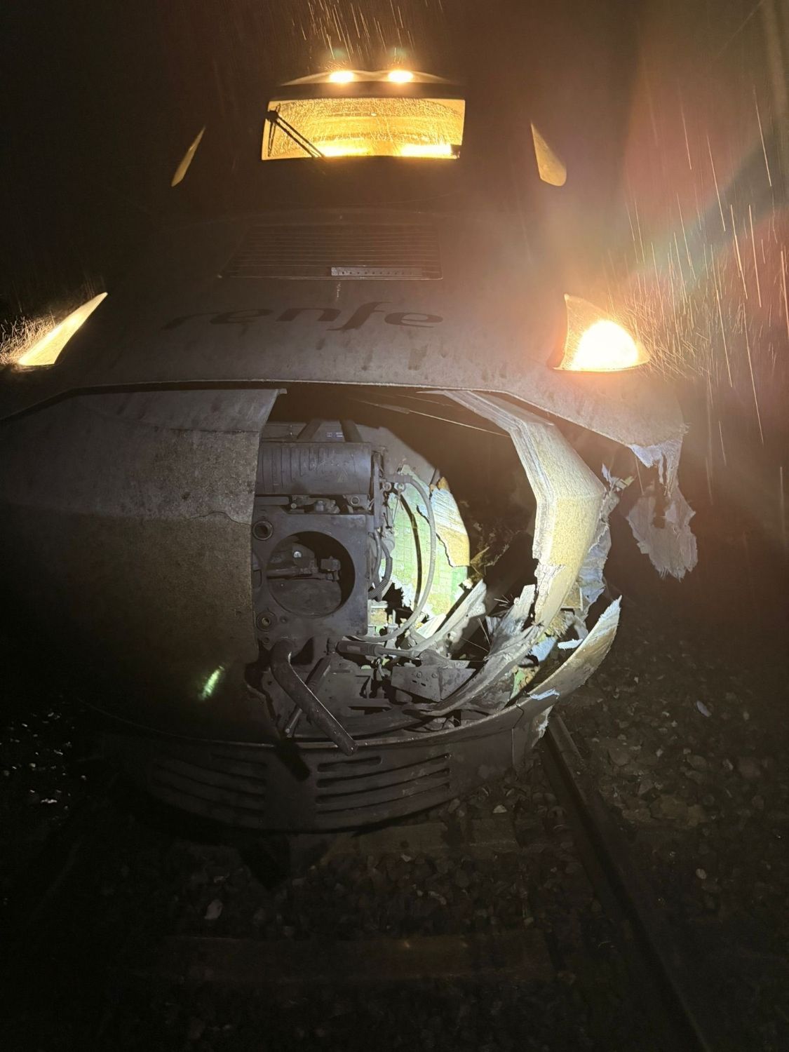 Imagen del accidente registrado en el Alvia 626 Imagen del accidente registrado en el Alvia 626