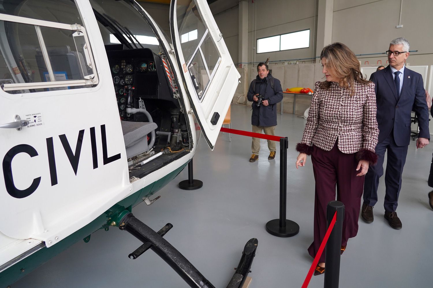 De los rescates en la montaña a la ULE: Un helicóptero de la Guardia Civil se transforma en recurso de aprendizaje | Campillo / ICAL