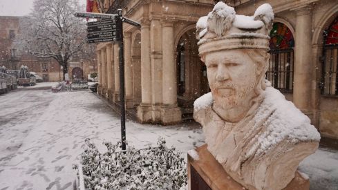 León se vuelve a vestir de blanco con la borrasca Kristin | Campillo / ICAL