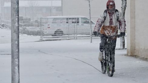 León se vuelve a vestir de blanco con la borrasca Kristin | Campillo / ICAL