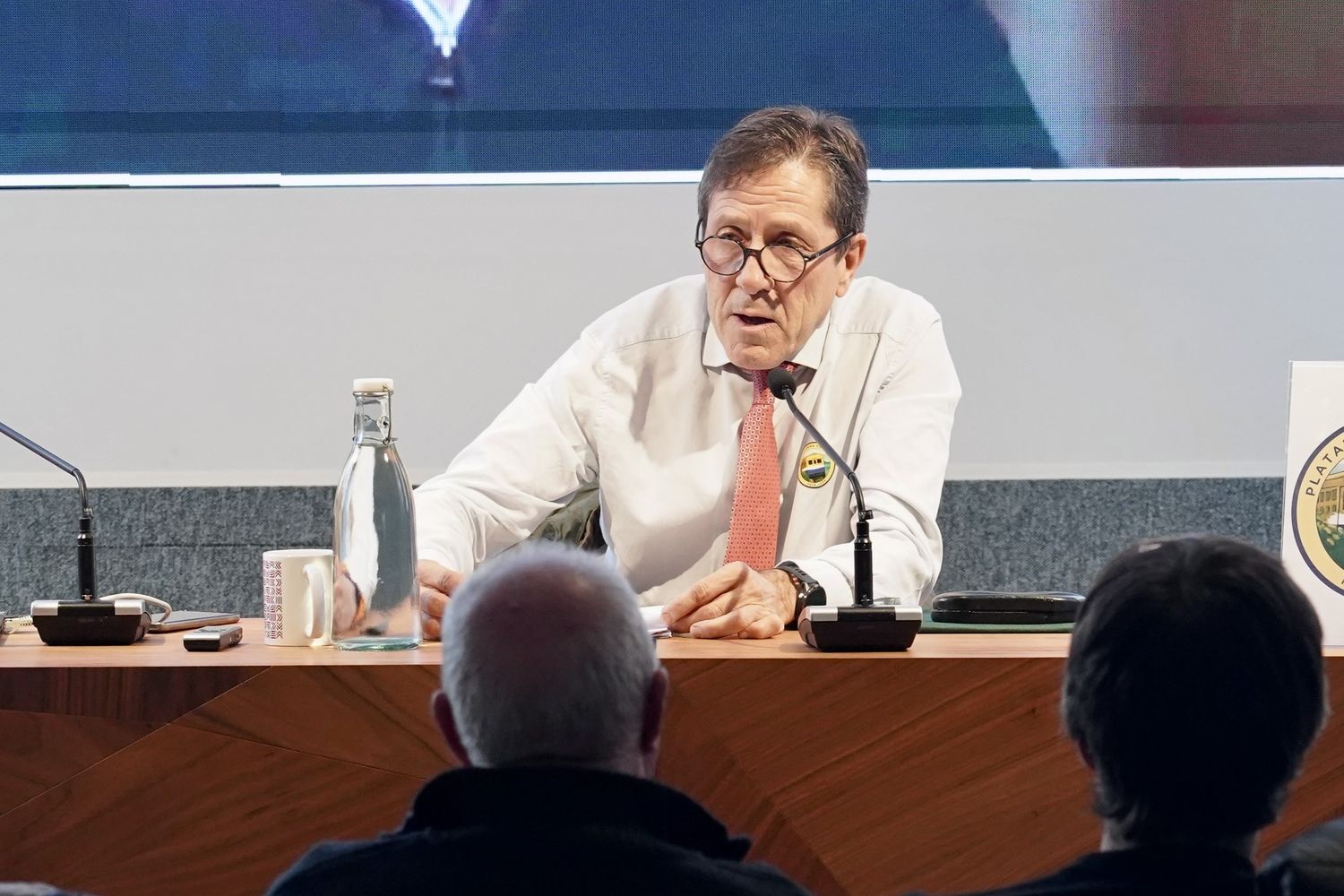 La Plataforma en Defensa del Ferrocarril de Vía Estrecha en León presenta un informe técnico-jurídico con soluciones para la integración de Feve en la ciudad | Campillo / ICAL La Plataforma en Defensa del Ferrocarril de Vía Estrecha en León presenta un informe técnico-jurídico con soluciones para la integración de Feve en la ciudad | Campillo / ICAL