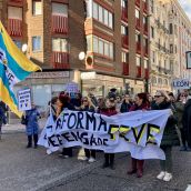 Corte de tráfico por FEVE en León | Peio García / ICAL