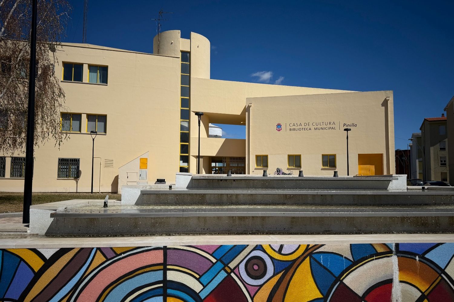 El Camino de Santiago se detiene en la Casa de Cultura de Pinilla a través de 40 fotografías