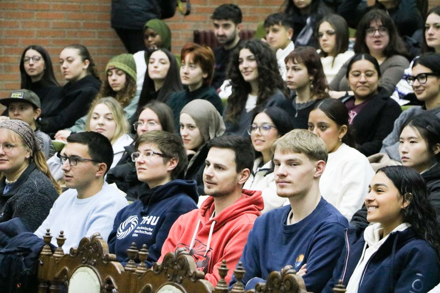 Recibimiento a estudiantes internacionales en la ULE