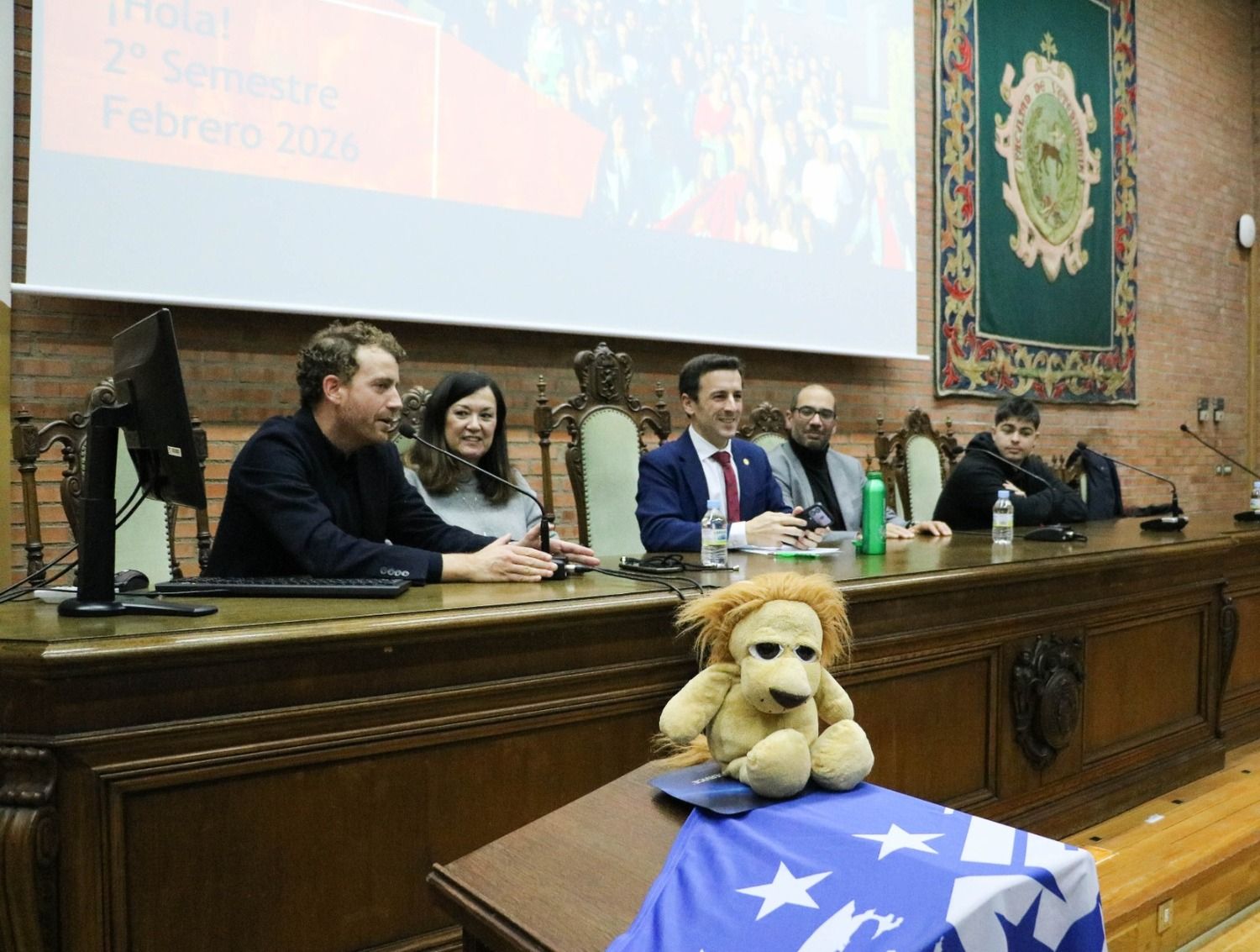 Recibimiento a estudiantes internacionales en la ULE