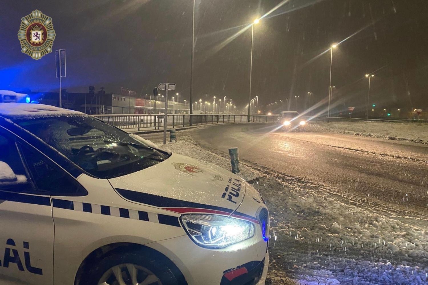 León activa el nivel 1 del Plan de Nevadas ante los efectos de la borrasca Leonardo | Policía Local de León