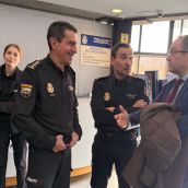 El director de INCIBE visita la Comisaría de San Andrés del Rabanedo para reforzar la lucha contra la ciberdelincuencia