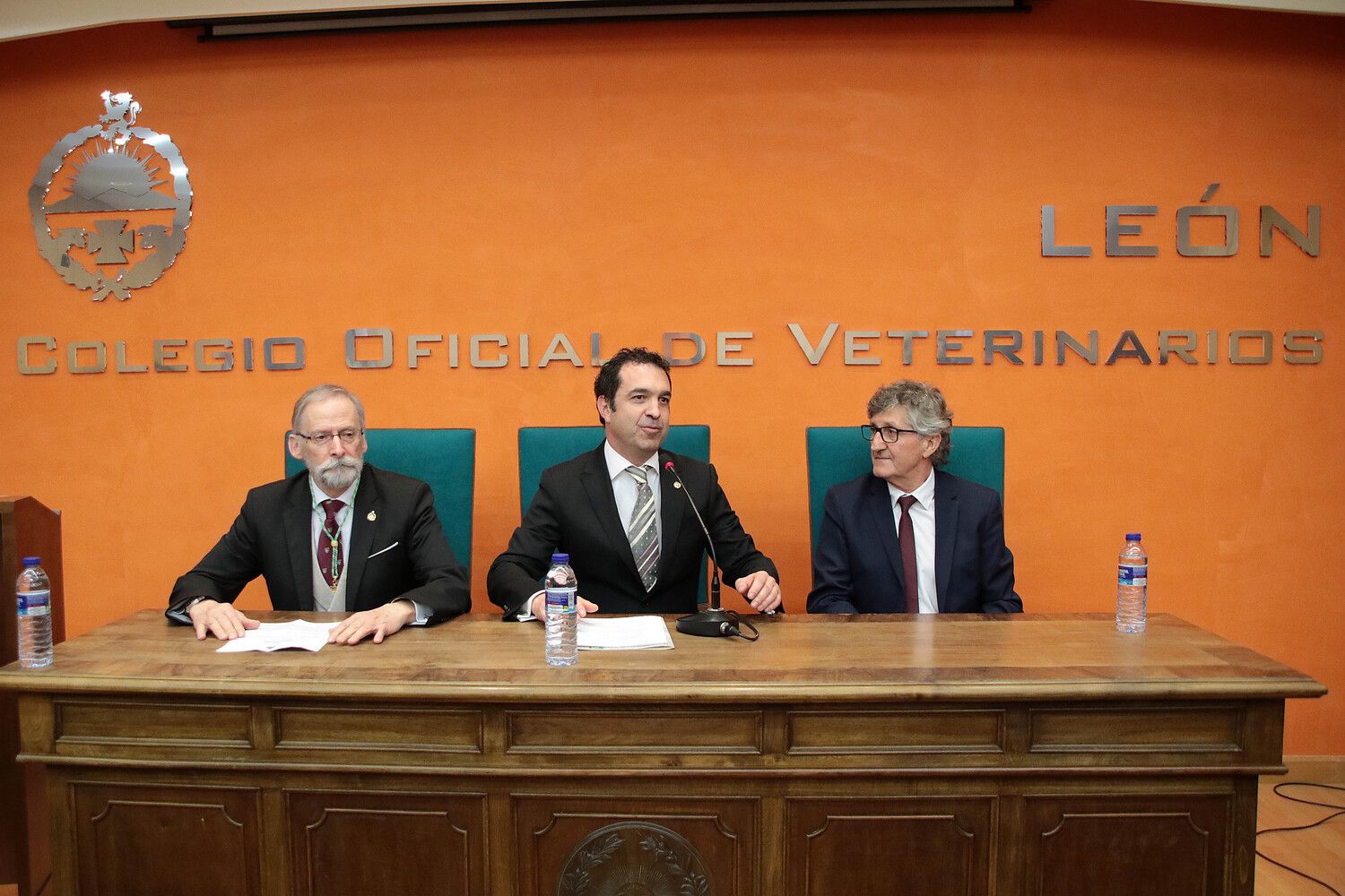 El 'nuevo' Colegio de la Profesión Veterinaria de León buscará que los centros veterinarios sean centros sanitarios | Peio García /ICAL/