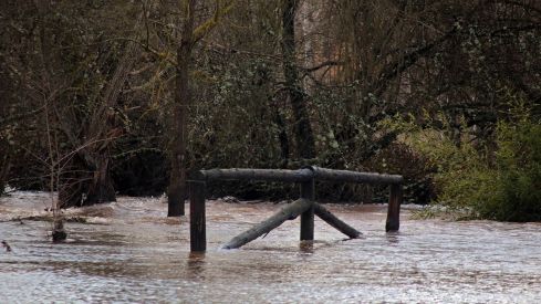 Estado de Castrillos de Cepeda tras las inundaciones generadas por la crecida del río Tuerto | Peio García / ICAL