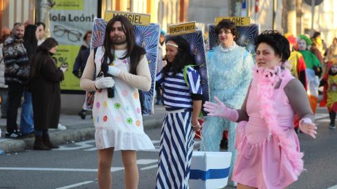 León se llena de color con el Gran Desfile de Carnaval | José Martín