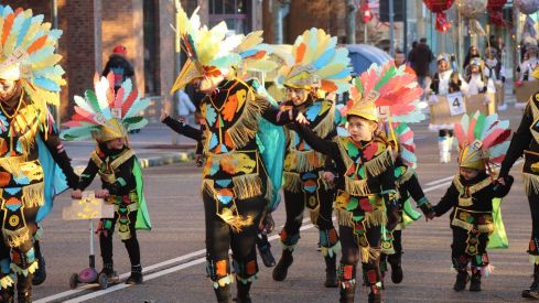 León se llena de color con el Gran Desfile de Carnaval | José Martín