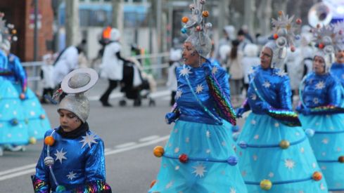 León se llena de color con el Gran Desfile de Carnaval | José Martín