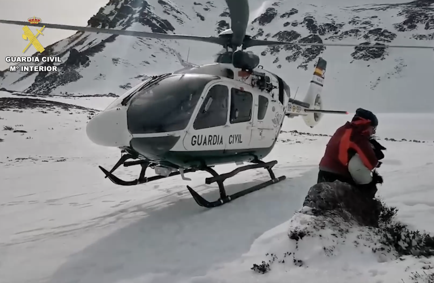 Rescatan a cinco personas y un perro en el Lago Ausente y Millaro de la Tercia (León)