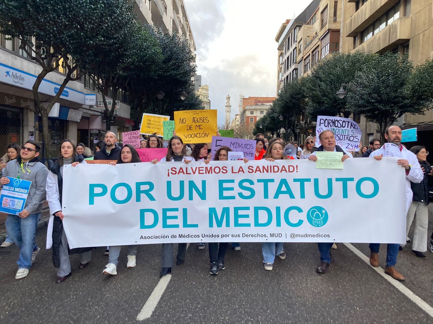 Movilización de los médicos contra el Estatuto Marco que promueve el Ministerio de Sanidad | ICAL