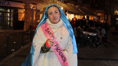 La Noche Bruja hechiza La Bañeza con color y música | José Martín