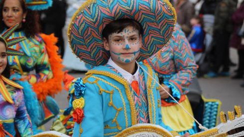 La Bañeza se colorea con en Gran Desfile del Carnaval 2026 | José Martín