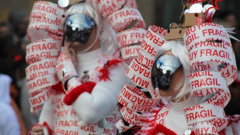 La Bañeza se colorea con en Gran Desfile del Carnaval 2026 | José Martín