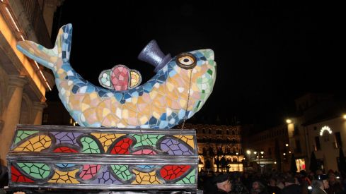 León se despide del Carnaval con el Entierro de la Sardina | José Martín