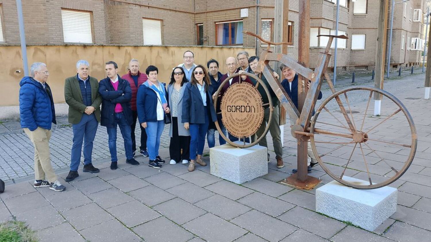 Visita de la candidatura del PP de León a las Cortes a La Pola de Gordón