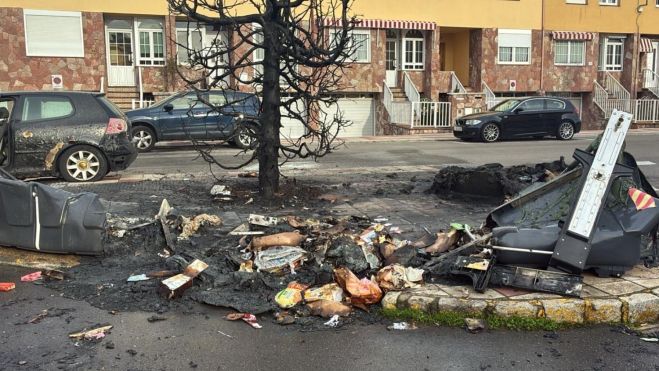 Detenido un hombre en San Andrés del Rabanedo por quemar al menos nueve contenedores y causar daños en un inmueble
