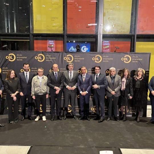 Fernando Santos, premio Círculo de Oro 2025, destaca el papel de las pymes en León: “Me veo reflejado en ellas y espero estar a la altura” Fernando Santos, premio Círculo de Oro 2025, destaca el papel de las pymes en León: “Me veo reflejado en ellas y espero estar a la altura”