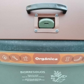 IU denuncia el “despilfarro” del Ayuntamiento de León en la gestión de los contenedores marrones