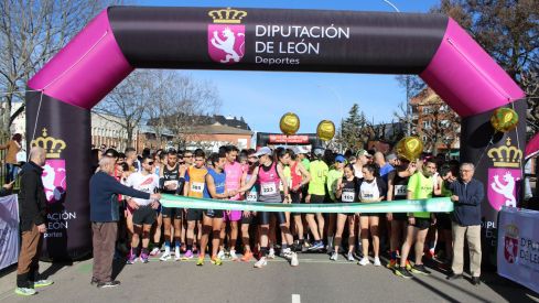 La Virgen corre unida: Los 10K convierten el domingo en una fiesta deportiva | José Martín