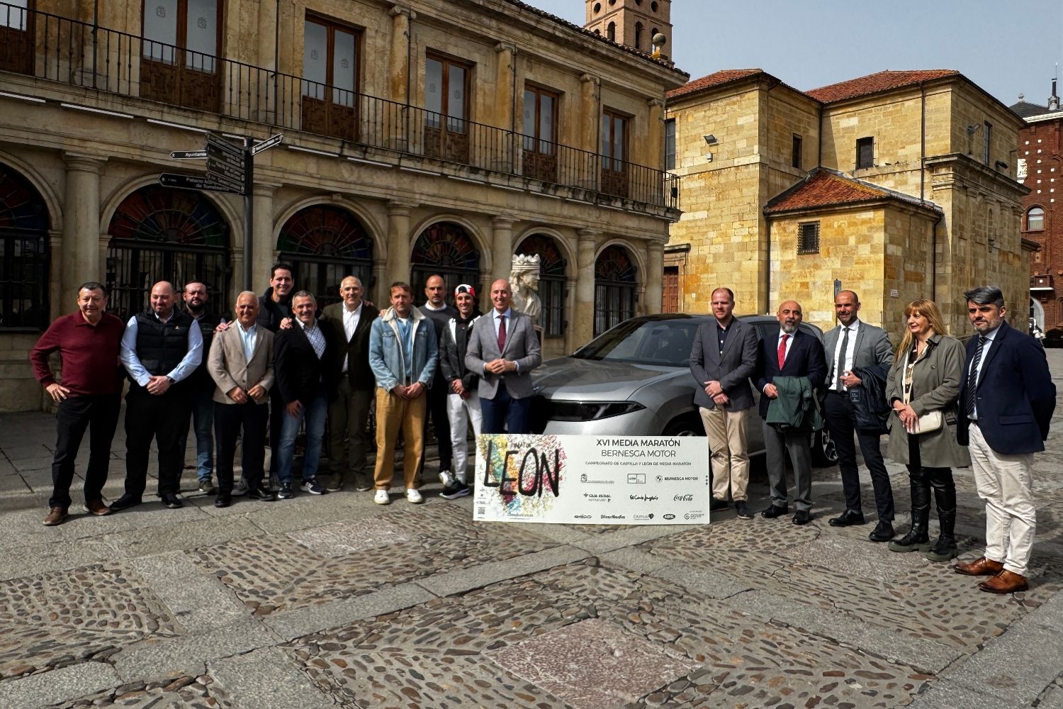 León se prepara para rugir con 8.000 corredores en la XVI Media Maratón
