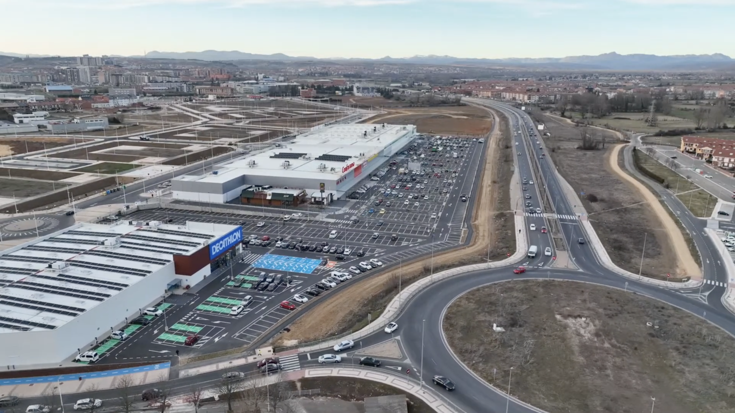 30 millones de inversión y 300 empleos: Así será el nuevo parque comercial de Villaobispo de las Regueras | Bugaris
