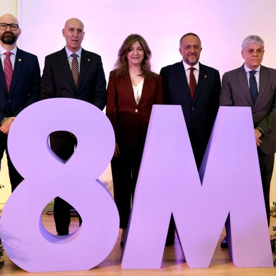 Las instituciones leonesas ponen el foco en la educación como “garantía” para que la igualdad “no sea reversible” y “quede arraigada” | Campillo / ICAL