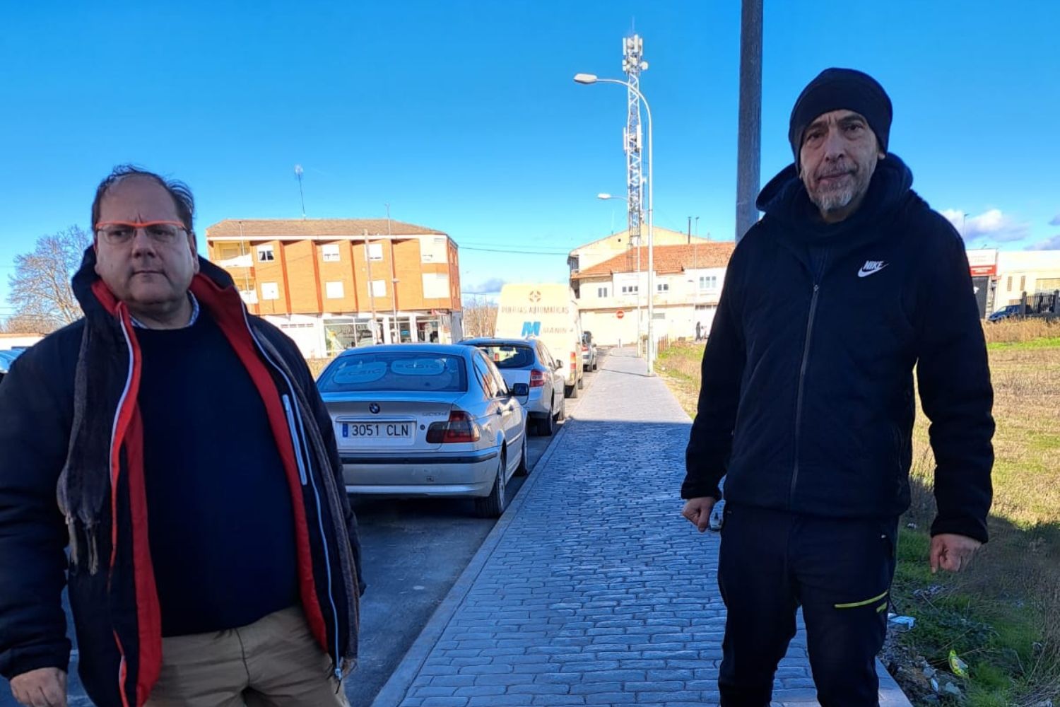 La Bañeza invierte más de 35.000 euros en mejorar las aceras de la calle La Vega