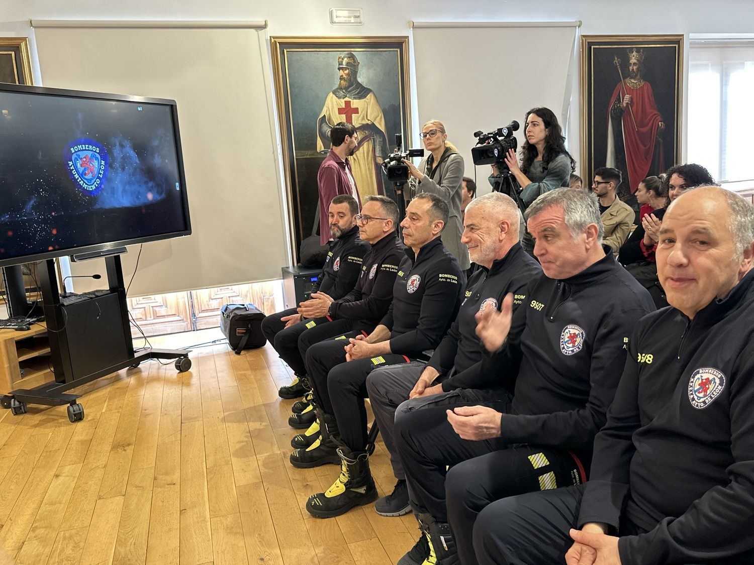 Homenaje a los Bomberos de León