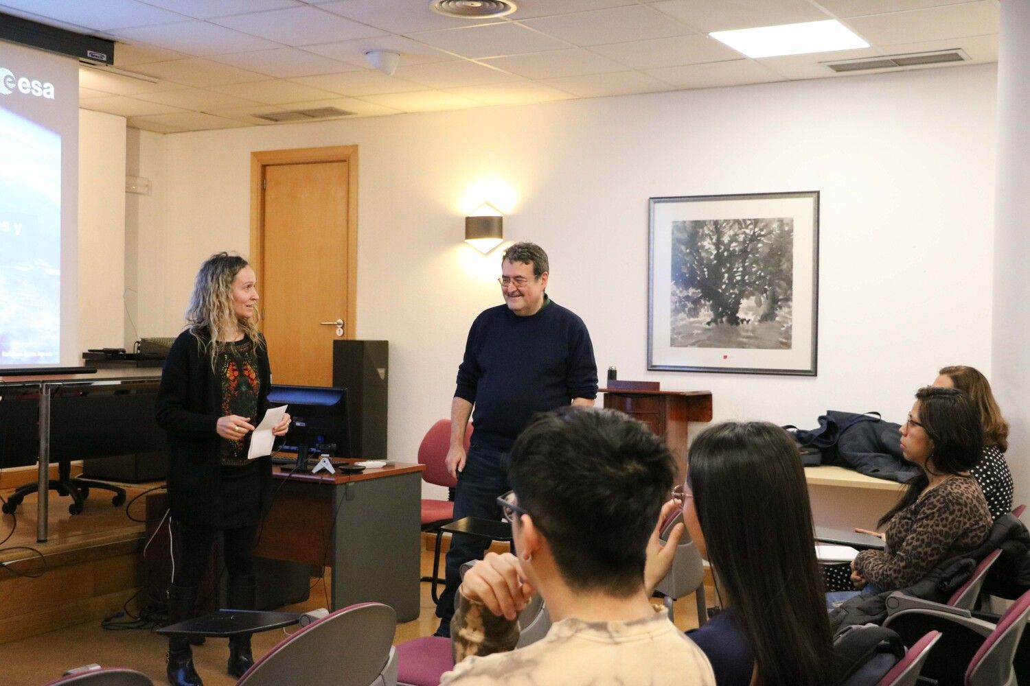 Antonio de la Fuente durante la Conferencia sobre la aplicación de los satélites en los riesgos naturales Antonio de la Fuente durante la Conferencia sobre la aplicación de los satélites en los riesgos naturales