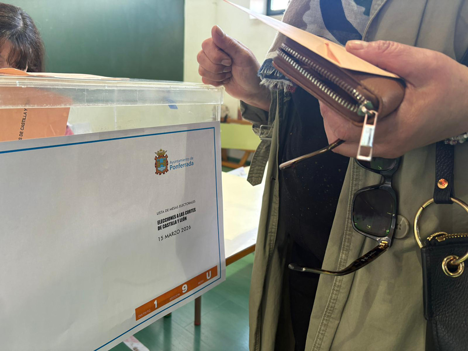Votaciones en Ponferrada Elecciones Castilla y León 2026 Votaciones en Ponferrada Elecciones Castilla y León 2026