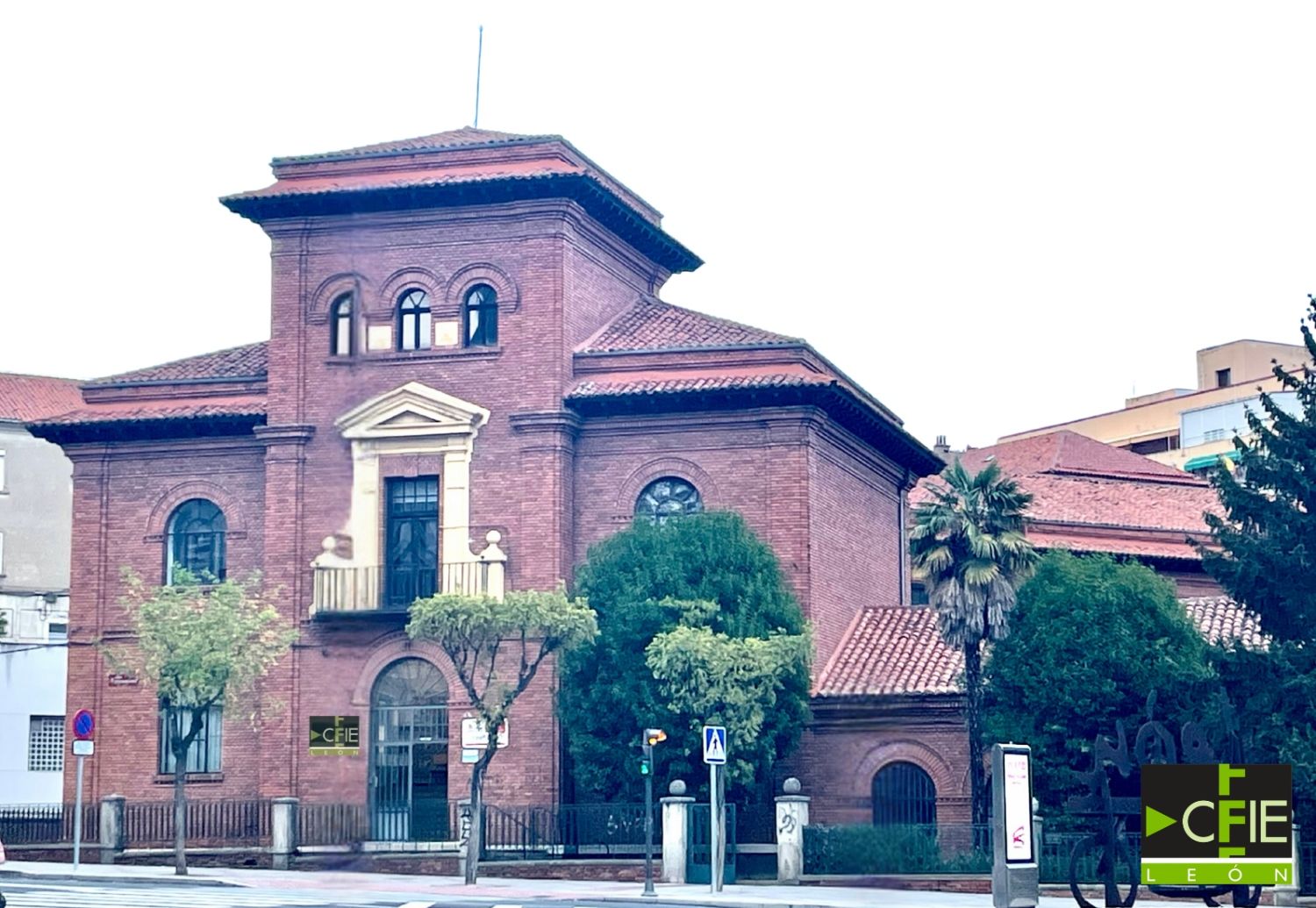 92 estudiantes compiten en León por un puesto en las Olimpiadas Matemáticas Autonómicas