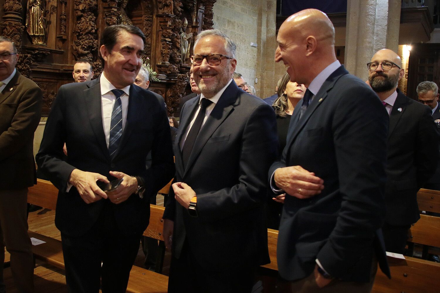 Entrega de la distinción de Personaje Singular de la Semana Santa de León | Peio García / ICAL