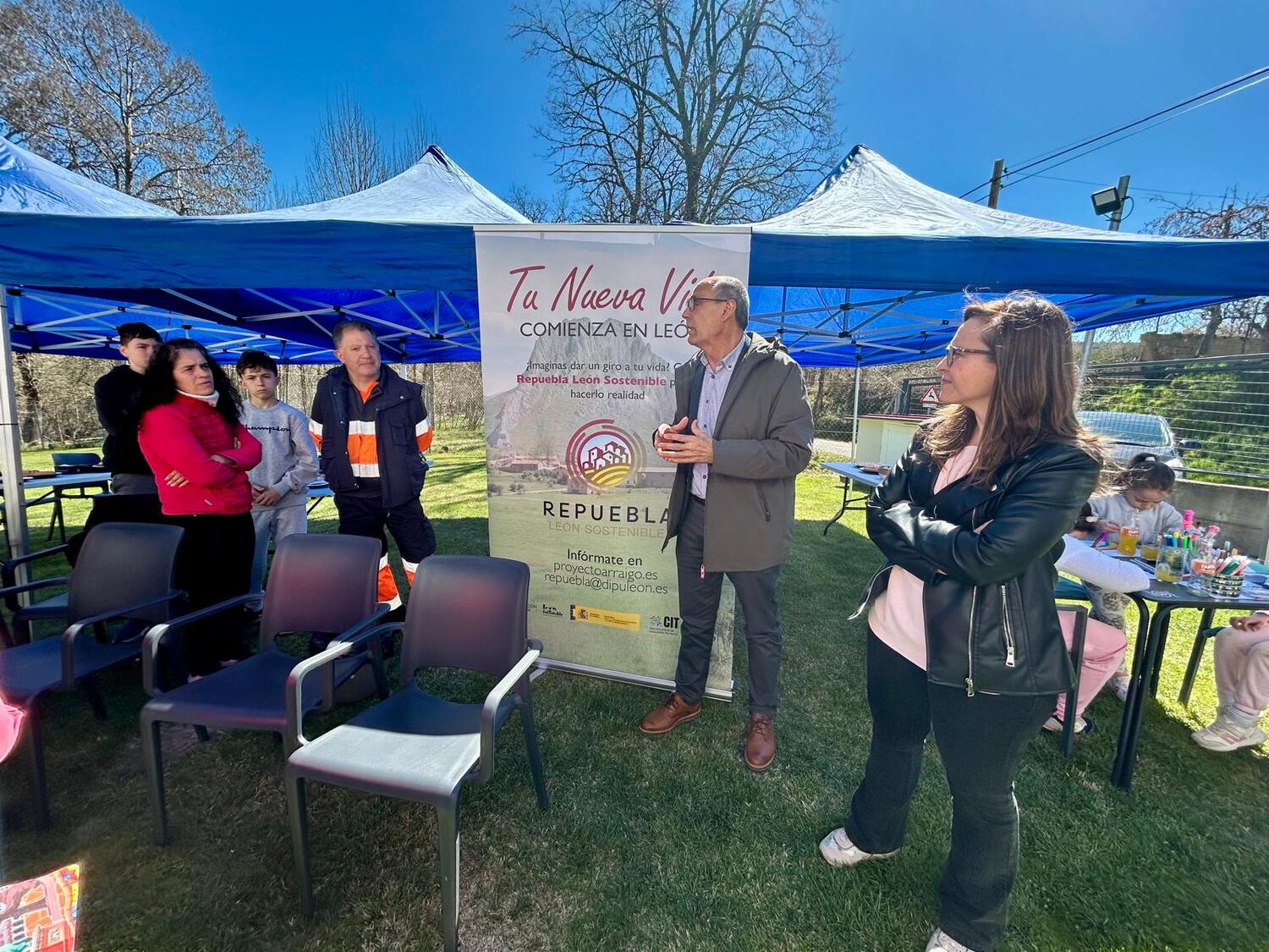 Viforcos (León) reabre su bar gracias al Proyecto Repuebla de la Diputación