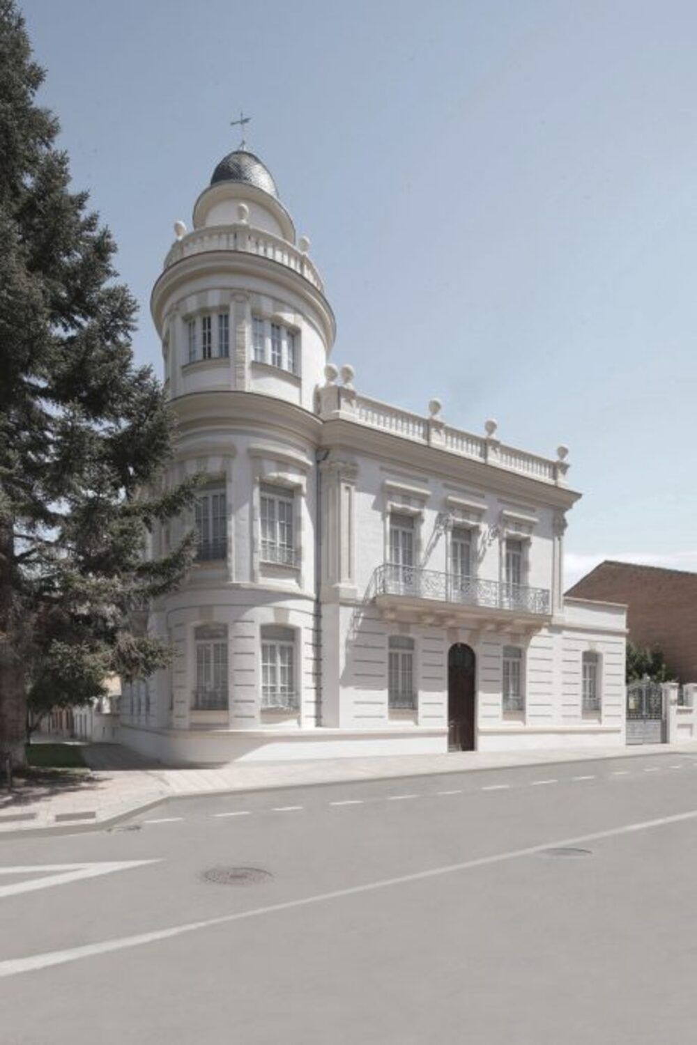 Infografía del exterior del Palacete Eliseo Ortiz de Valencia de Don Juan tras la rehabilitación | Vira Arquitectura Infografía del exterior del Palacete Eliseo Ortiz de Valencia de Don Juan tras la rehabilitación | Vira Arquitectura