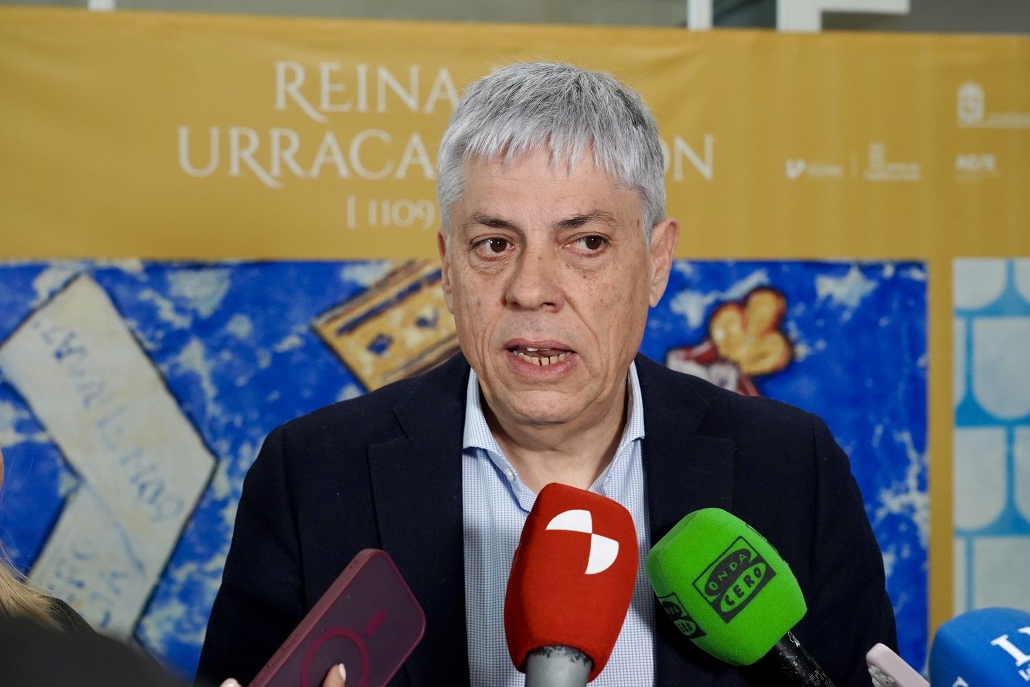 El delegado territorial de la Junta en León, Eduardo Diego, explica los temas aprobados en la Comisión Territorial de Patrimonio del mes de marzo