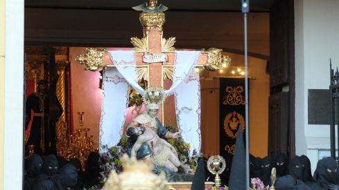 Angustias, el Nazareno y Minerva llenan León de Pasión | José Martín