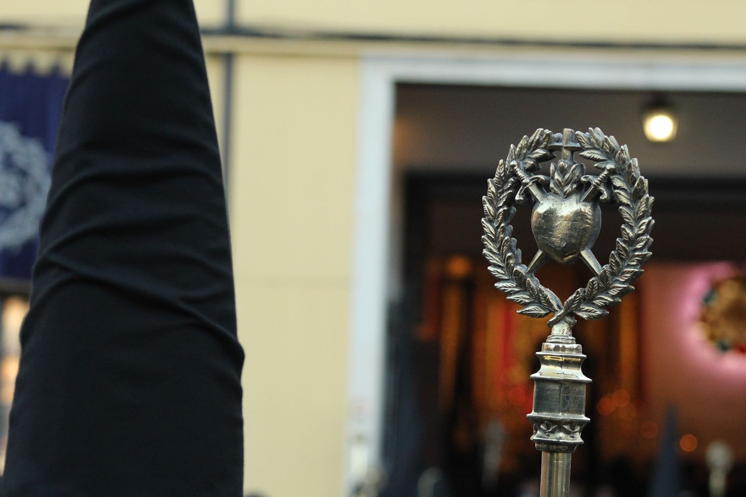 Angustias, el Nazareno y Minerva llenan León de Pasión | José Martín Angustias, el Nazareno y Minerva llenan León de Pasión | José Martín