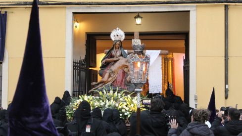 Angustias, el Nazareno y Minerva llenan León de Pasión | José Martín