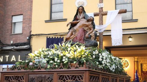Angustias, el Nazareno y Minerva llenan León de Pasión | José Martín