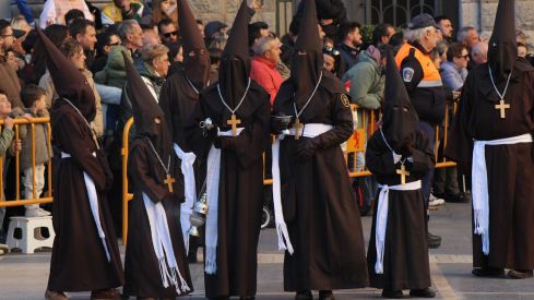 Doble liberación en León: la Procesión del Perdón concede un indulto y una libertad condicional | José Martín
