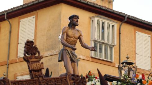 Doble liberación en León: la Procesión del Perdón concede un indulto y una libertad condicional | José Martín