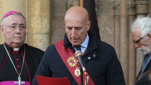 Doble liberación en León: la Procesión del Perdón concede un indulto y una libertad condicional | José Martín